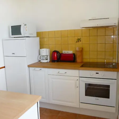 Le Chateau Apartment